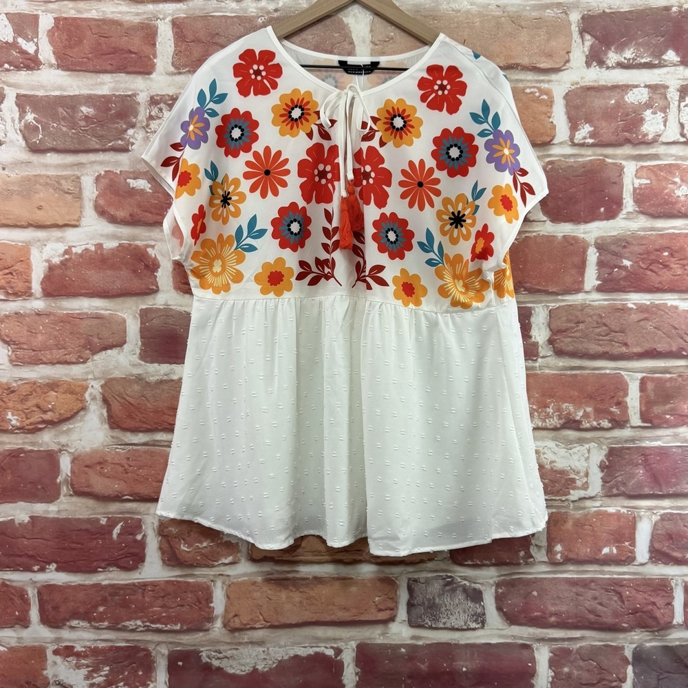 Bloomchic Top Women's 14/16 White Multicolor Garden Floral Chic Swiss Dot Shirt